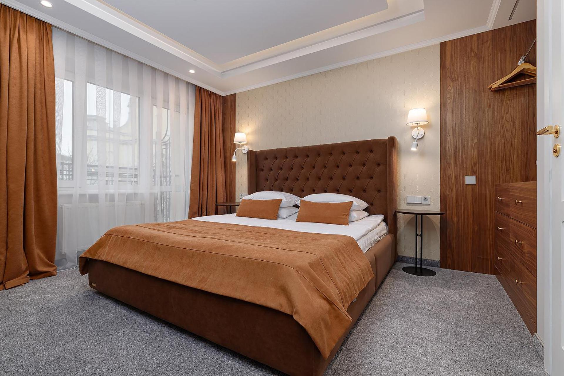 Eurohotel Lviv Ngoại thất bức ảnh