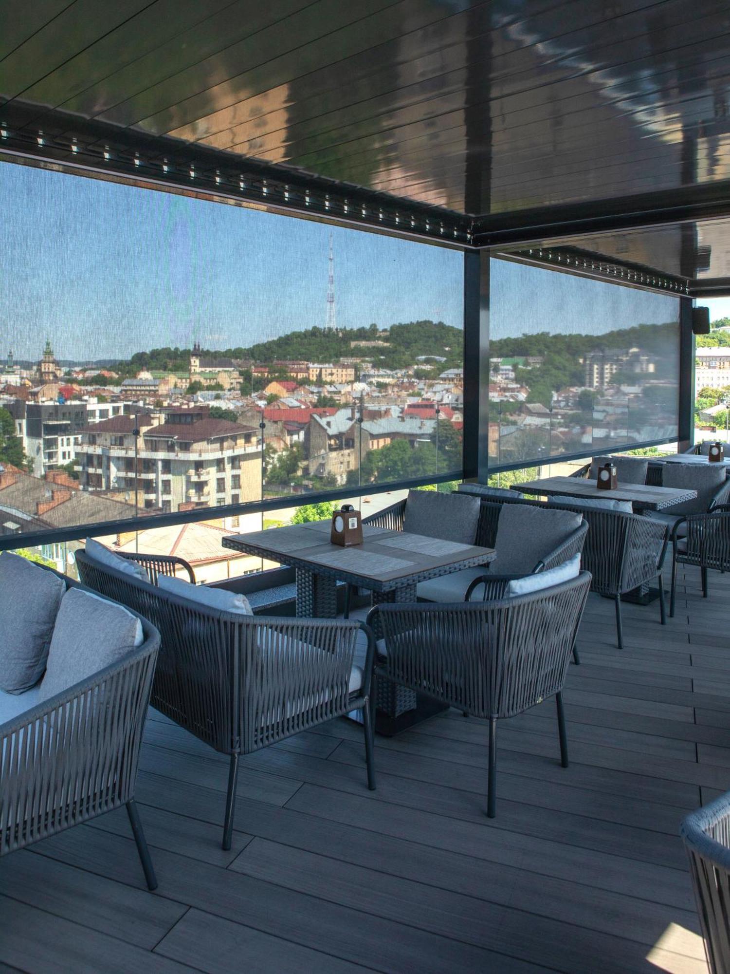Eurohotel Lviv Ngoại thất bức ảnh