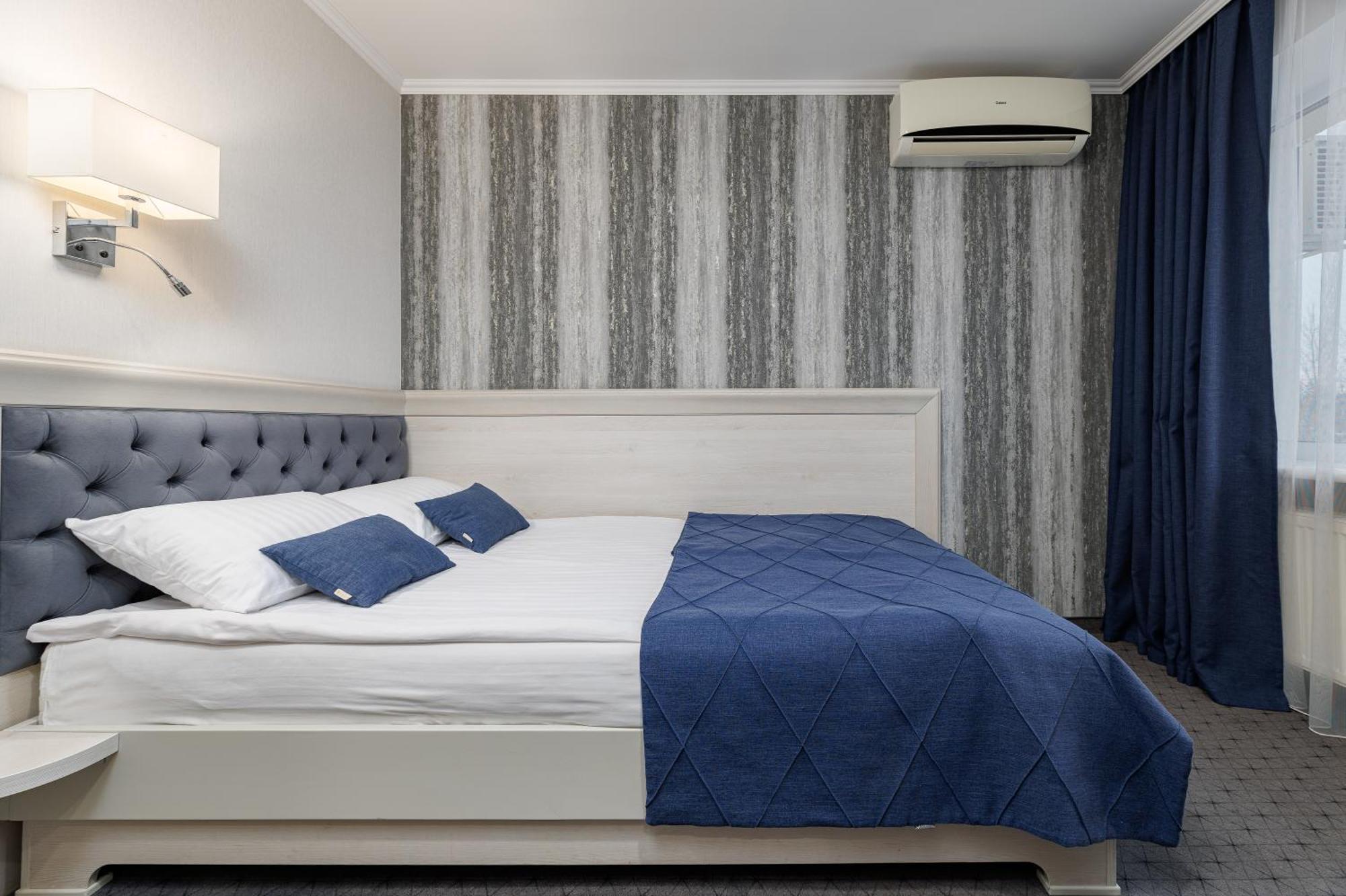 Eurohotel Lviv Phòng bức ảnh