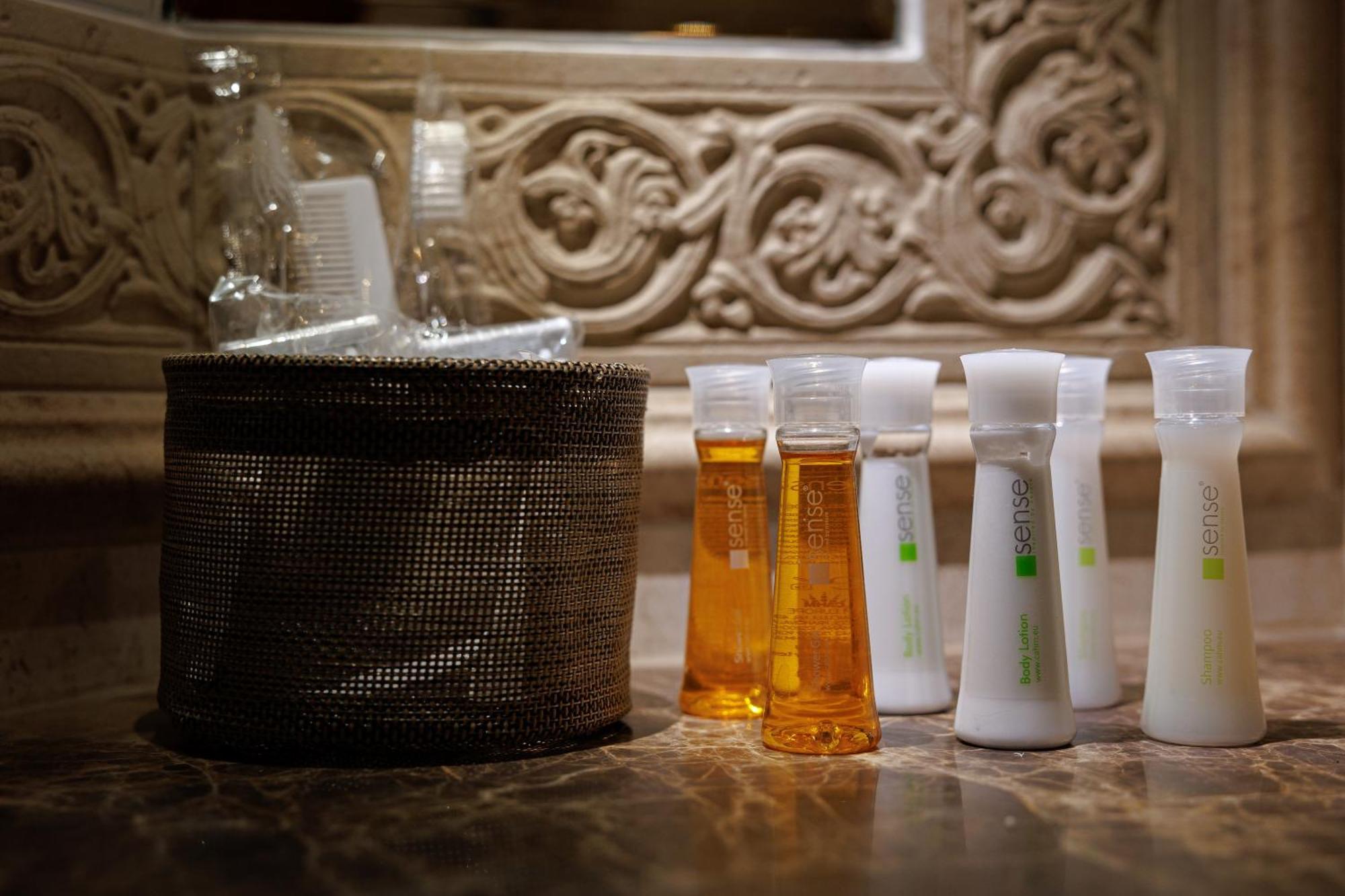 Eurohotel Lviv Phòng bức ảnh